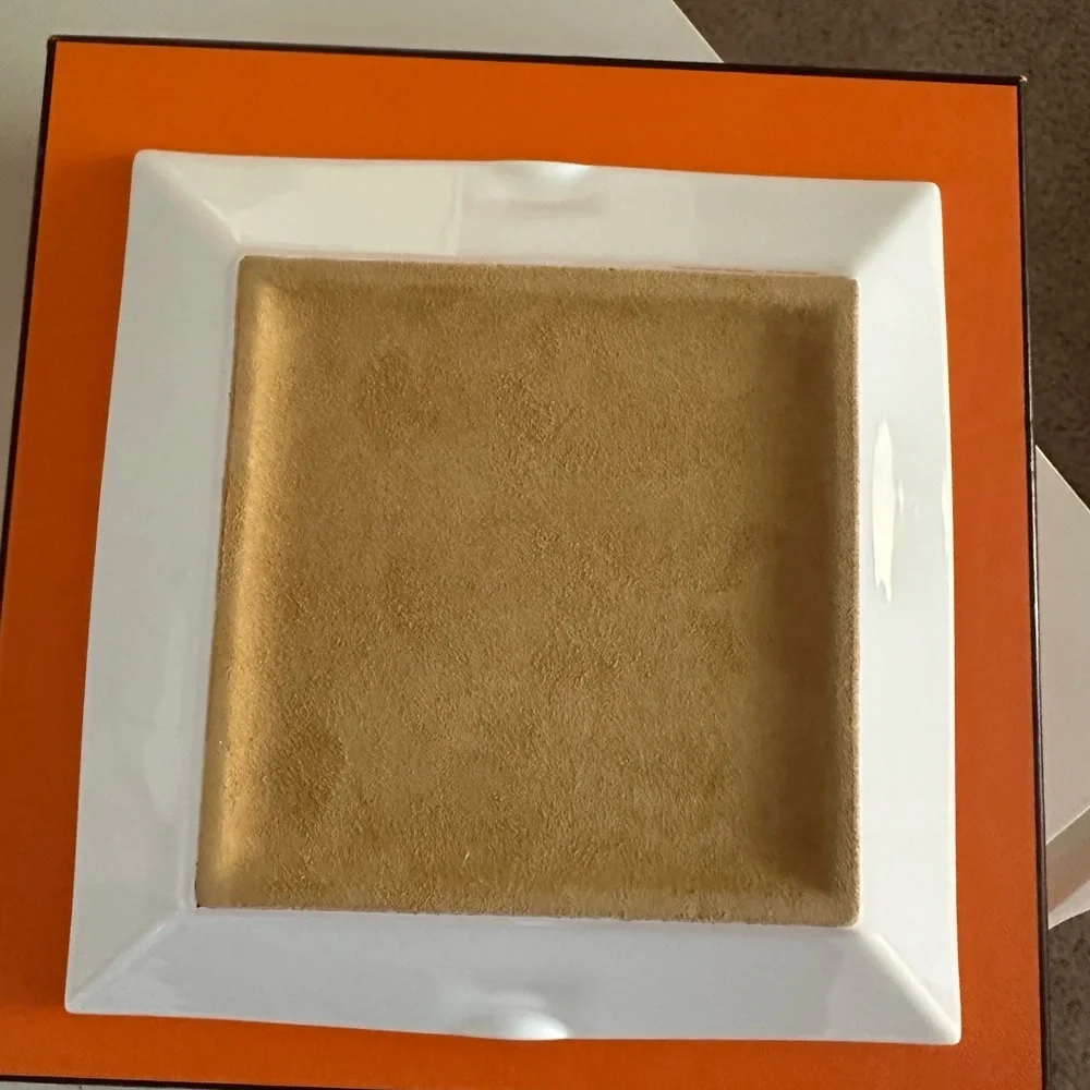 Hermès Porcelain Pumpkin's Ashtray - Picture 8 of 11